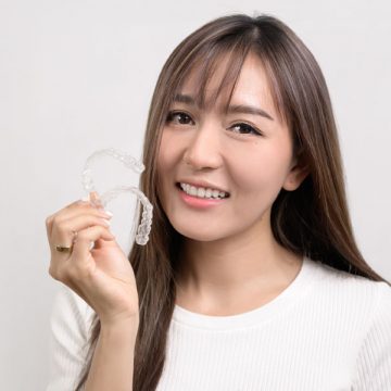 Teeth Straightening with Invisalign: How It Changes Your Face